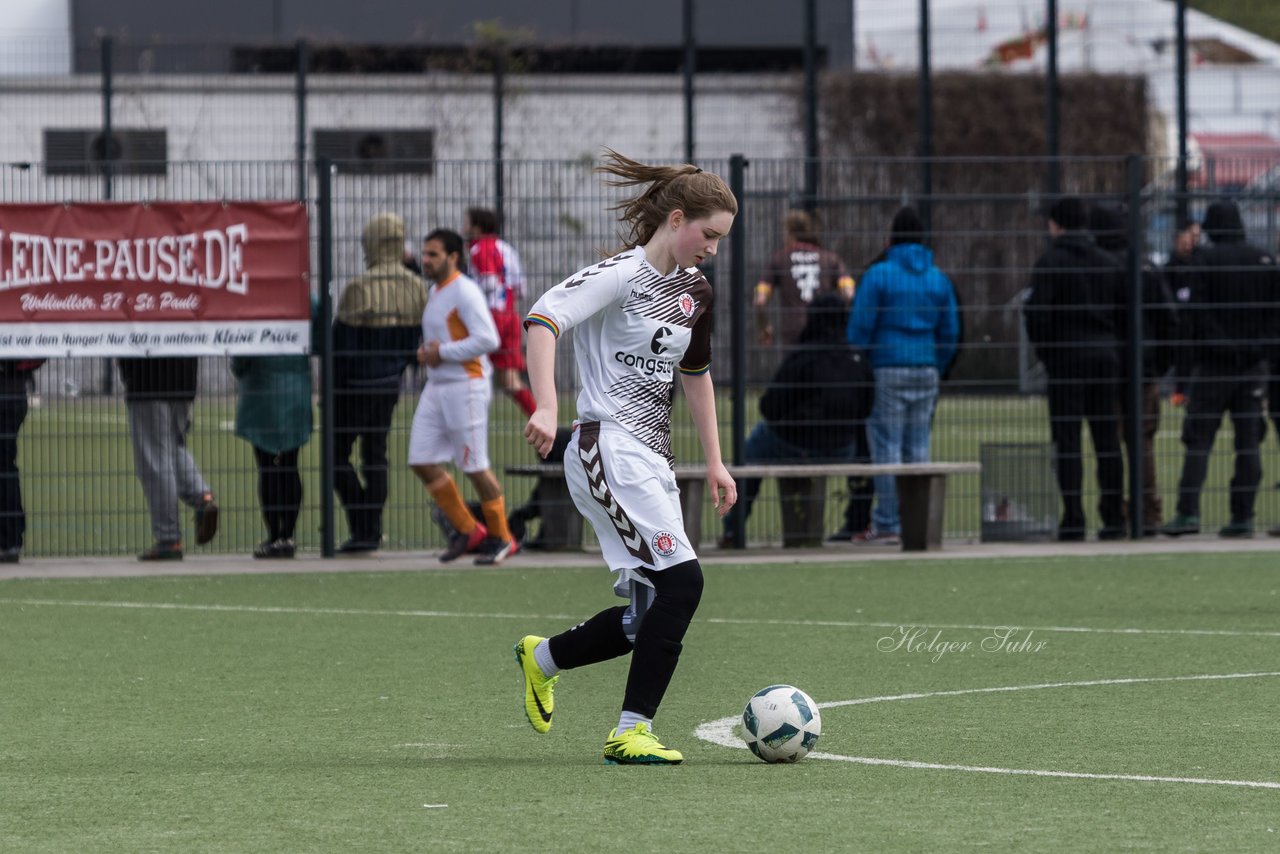 Bild 136 - B-Juniorinnen St.Pauli - C-Juniorinnen SV Steinhorst : Ergebnis: 1:2